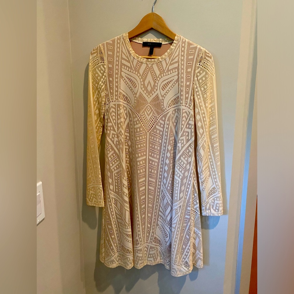 BCBGMaxAzria - Natyly Long Sleeve Lace dress